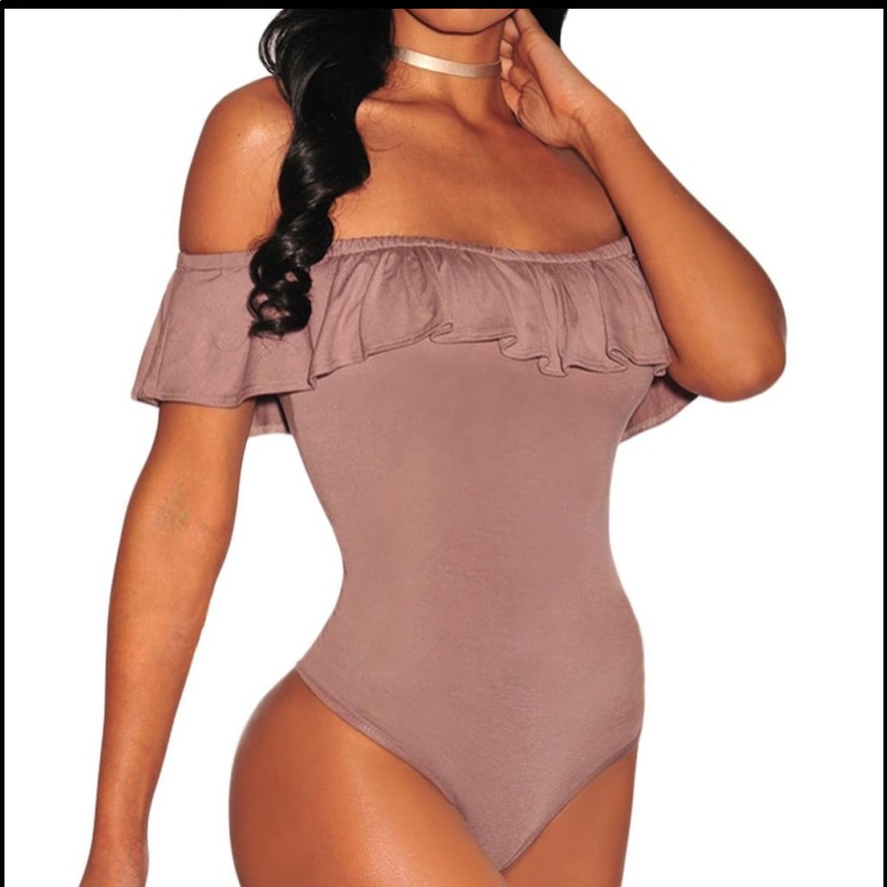 🏖amazing taupe bodysuit